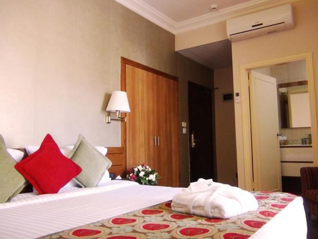 Orient Prince Hotel Beirut Habitación foto