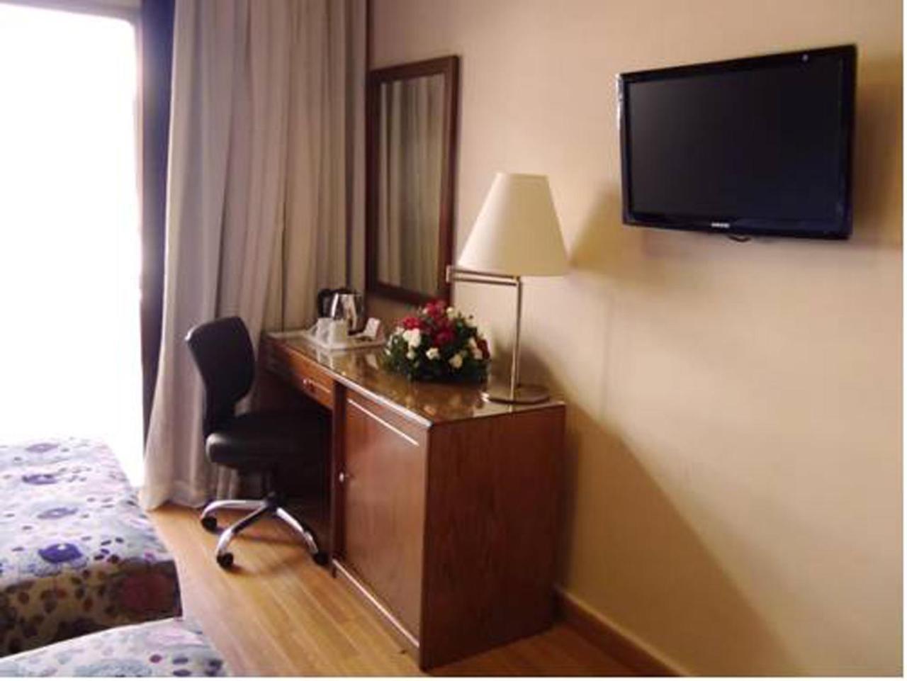Orient Prince Hotel Beirut Exterior foto
